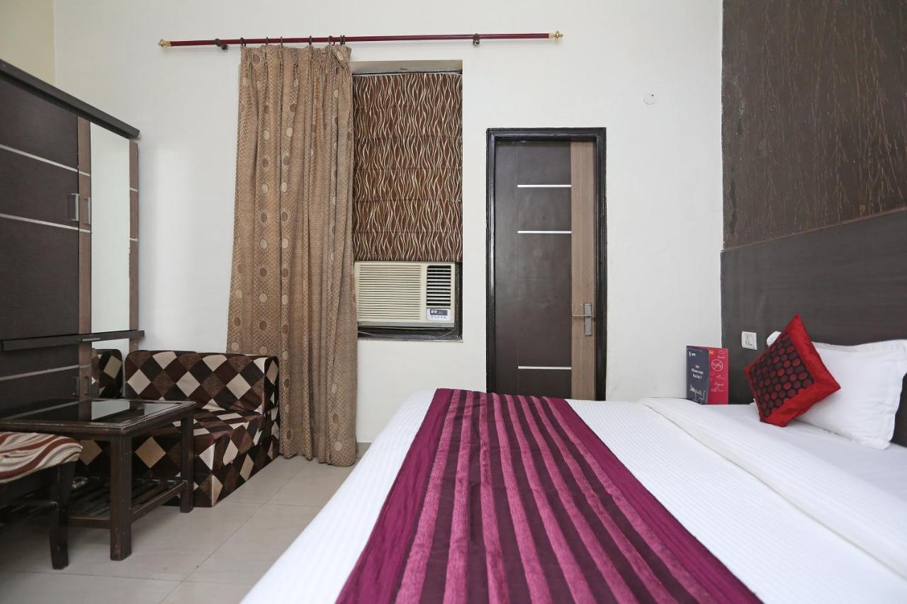 Oyo 9601 Hotel Sunshine Residency Castle Нойда Экстерьер фото
