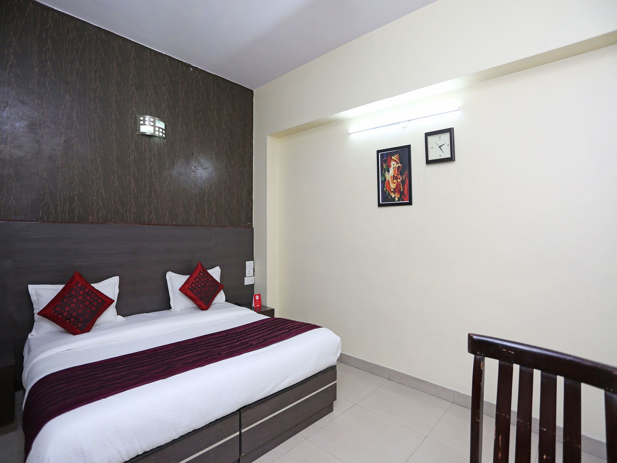 Oyo 9601 Hotel Sunshine Residency Castle Нойда Экстерьер фото